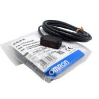 Cảm biến quang E3ZG-D81-S 2M